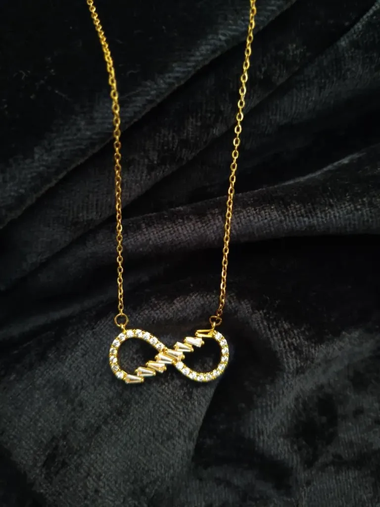 Antitranish infinite Neckchain