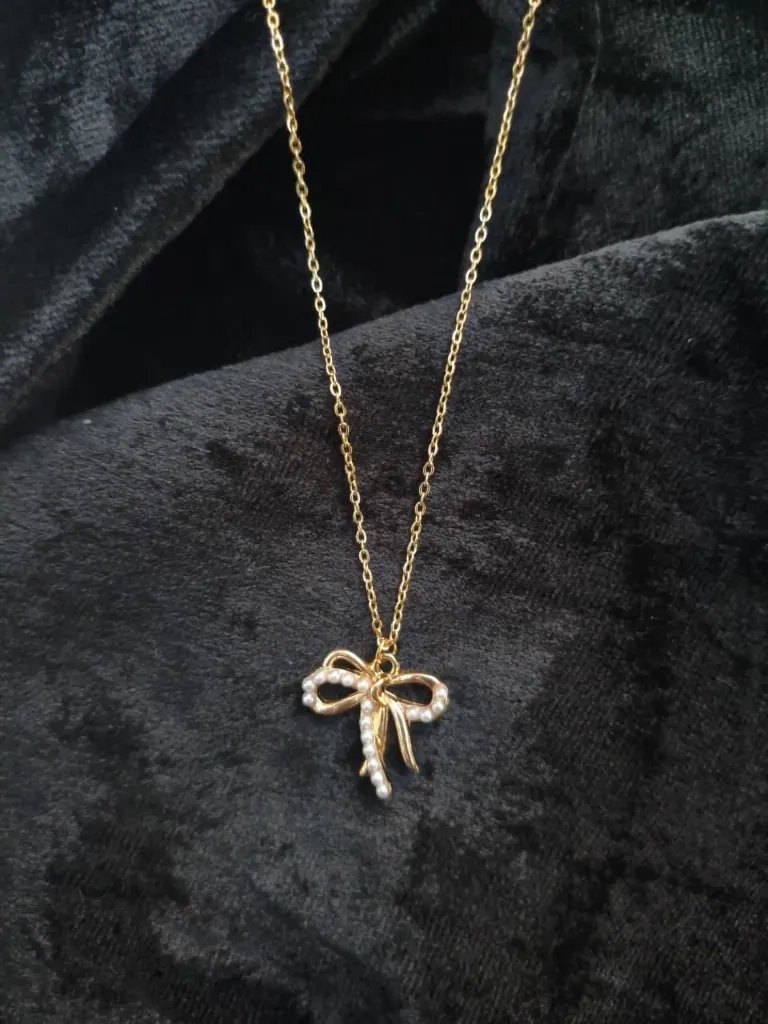 Daily wear Bow neckchain